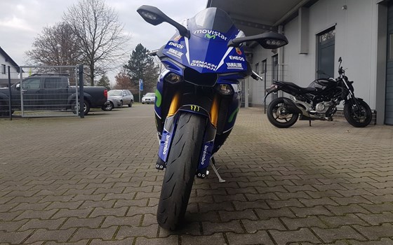 Umgebautes Motorrad Yamaha R1 von Natuschke & Lange - Bild 9 Umgebautes Motorrad Yamaha R1 von Natuschke & Lange - Bild 9