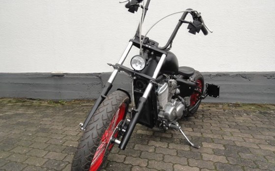 Umgebautes Motorrad Honda VT 600 C Shadow von Motorradtechnik Lang GmbH - Bild 1 Umgebautes Motorrad Honda VT 600 C Shadow von Motorradtechnik Lang GmbH - Bild 1