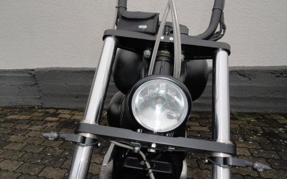 Umgebautes Motorrad Honda VT 600 C Shadow von Motorradtechnik Lang GmbH - Bild 12 Umgebautes Motorrad Honda VT 600 C Shadow von Motorradtechnik Lang GmbH - Bild 12