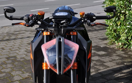 Umgebautes Motorrad KTM 1290 Super Duke R von Motobike Handels GmbH - Bild 4 Umgebautes Motorrad KTM 1290 Super Duke R von Motobike Handels GmbH - Bild 4