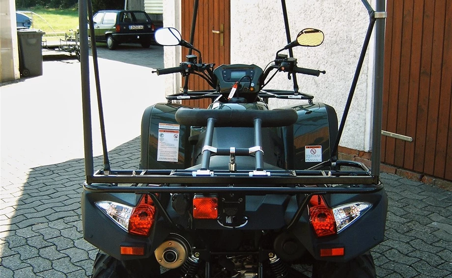 Umbgebautes Motorrad Kymco MXU 500 IRS Bild 3: Umbgebautes Motorrad Kymco MXU 500 IRS