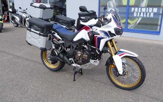 Umgebautes Motorrad Honda CRF1000L Africa Twin Adventure Sports DCT von Biker Stable GmbH & Co. KG - Bild 2 Umgebautes Motorrad Honda CRF1000L Africa Twin Adventure Sports DCT von Biker Stable GmbH & Co. KG - Bild 2