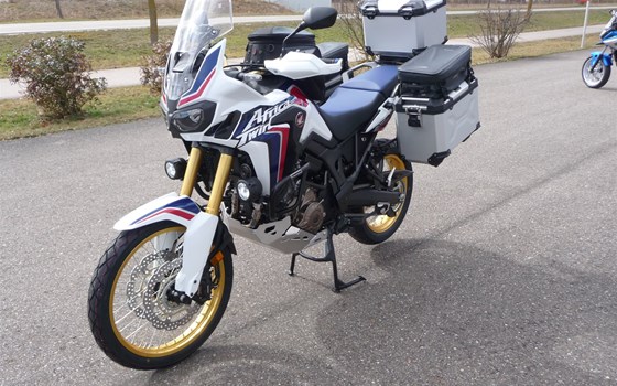 Umgebautes Motorrad Honda CRF1000L Africa Twin Adventure Sports DCT von Biker Stable GmbH & Co. KG - Bild 4 Umgebautes Motorrad Honda CRF1000L Africa Twin Adventure Sports DCT von Biker Stable GmbH & Co. KG - Bild 4