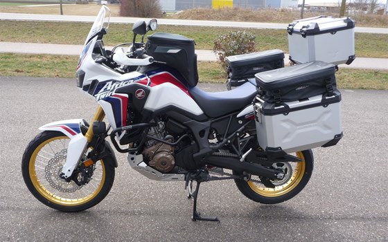 Umgebautes Motorrad Honda CRF1000L Africa Twin Adventure Sports DCT von Biker Stable GmbH & Co. KG - Bild 6 Umgebautes Motorrad Honda CRF1000L Africa Twin Adventure Sports DCT von Biker Stable GmbH & Co. KG - Bild 6