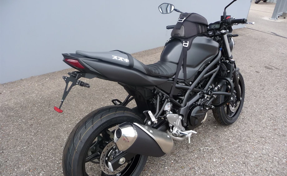 Umbgebautes Motorrad Suzuki SV650 Bild 4: Umbgebautes Motorrad Suzuki SV650