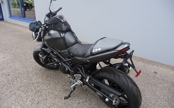 Umgebautes Motorrad Suzuki SV650 von Biker Stable GmbH & Co. KG - Bild 6 Umgebautes Motorrad Suzuki SV650 von Biker Stable GmbH & Co. KG - Bild 6
