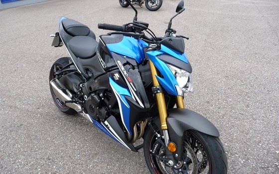 Umgebautes Motorrad Suzuki GSX-S1000 von Biker Stable GmbH & Co. KG - Bild 2 Umgebautes Motorrad Suzuki GSX-S1000 von Biker Stable GmbH & Co. KG - Bild 2