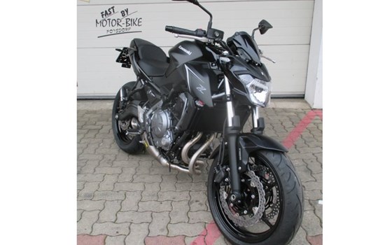 Umgebautes Motorrad Kawasaki Z650 von Motor-Bike - Bild 1 Umgebautes Motorrad Kawasaki Z650 von Motor-Bike - Bild 1