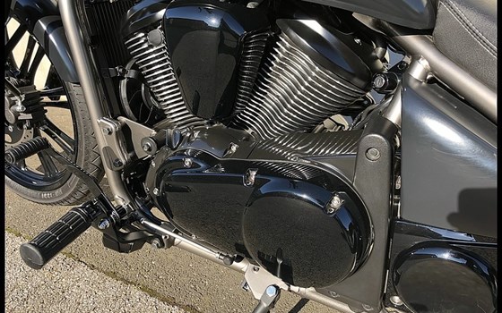 Umgebautes Motorrad Kawasaki VN 900 Custom von Motorrad Briel GmbH - Bild 8 Umgebautes Motorrad Kawasaki VN 900 Custom von Motorrad Briel GmbH - Bild 8
