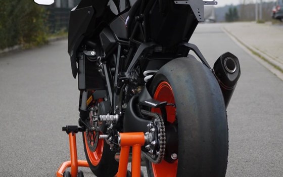 Umgebautes Motorrad KTM 1290 Super Duke R von Motorrad Bolte - Bild 15 Umgebautes Motorrad KTM 1290 Super Duke R von Motorrad Bolte - Bild 15