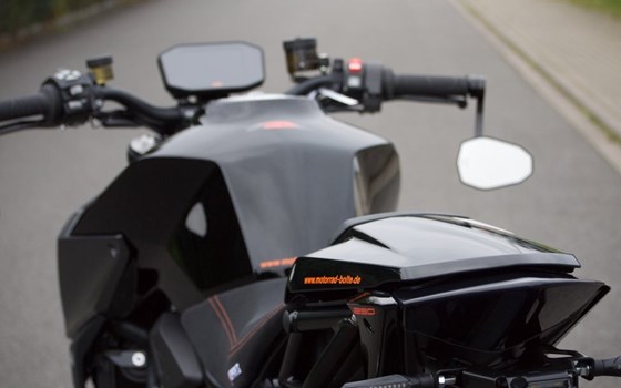 Umgebautes Motorrad KTM 1290 Super Duke R von Motorrad Bolte - Bild 5 Umgebautes Motorrad KTM 1290 Super Duke R von Motorrad Bolte - Bild 5