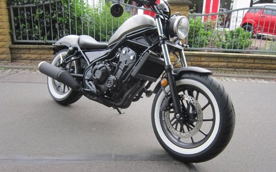 Umgebautes Motorrad Honda CMX500 Rebel von Zweiradtechnik Jörg Schlieter - Bild 12 Umgebautes Motorrad Honda CMX500 Rebel von Zweiradtechnik Jörg Schlieter - Bild 12