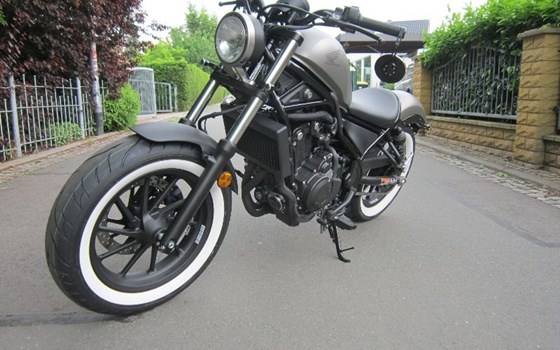 Umgebautes Motorrad Honda CMX500 Rebel von Zweiradtechnik Jörg Schlieter - Bild 14 Umgebautes Motorrad Honda CMX500 Rebel von Zweiradtechnik Jörg Schlieter - Bild 14
