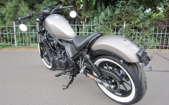 Umgebautes Motorrad Honda CMX500 Rebel von Zweiradtechnik Jörg Schlieter - Bild 16 Umgebautes Motorrad Honda CMX500 Rebel von Zweiradtechnik Jörg Schlieter - Bild 16