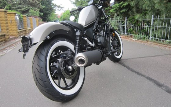Umgebautes Motorrad Honda CMX500 Rebel von Zweiradtechnik Jörg Schlieter - Bild 17 Umgebautes Motorrad Honda CMX500 Rebel von Zweiradtechnik Jörg Schlieter - Bild 17