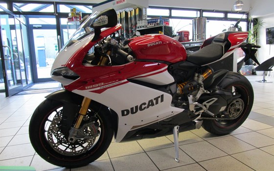 Umgebautes Motorrad Ducati 1299 Panigale S von Team Wahlers GmbH - Bild 2 Umgebautes Motorrad Ducati 1299 Panigale S von Team Wahlers GmbH - Bild 2