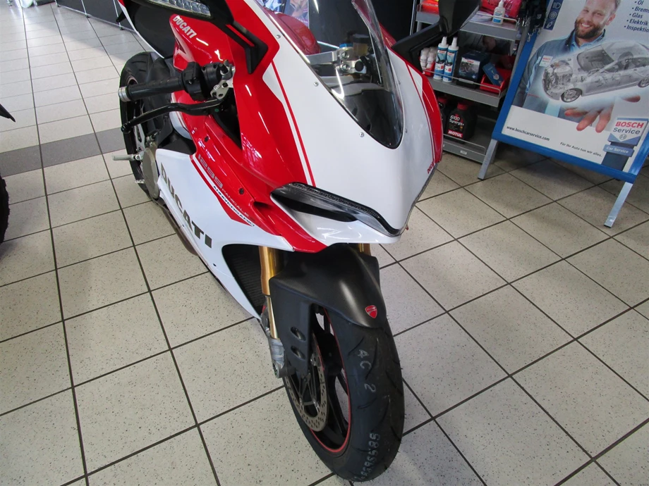 Umbgebautes Motorrad Ducati 1299 Panigale S Bild 11: Umbgebautes Motorrad Ducati 1299 Panigale S