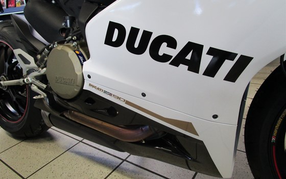 Umgebautes Motorrad Ducati 1299 Panigale S von Team Wahlers GmbH - Bild 13 Umgebautes Motorrad Ducati 1299 Panigale S von Team Wahlers GmbH - Bild 13