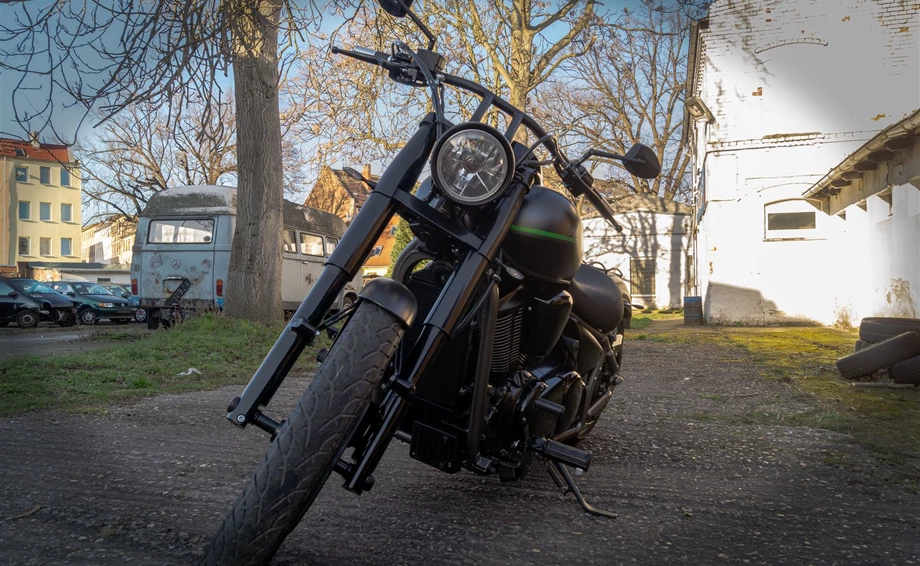 Umbgebautes Motorrad Kawasaki VN 900 Custom Bild 6: Umbgebautes Motorrad Kawasaki VN 900 Custom