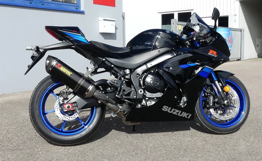 Umbgebautes Motorrad Suzuki GSX-R 1000 R Bild 2: Umbgebautes Motorrad Suzuki GSX-R 1000 R