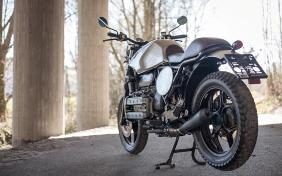 Umgebautes Motorrad BMW K 100 von Stix KFZ-Handels GmbH - Bild 5 Umgebautes Motorrad BMW K 100 von Stix KFZ-Handels GmbH - Bild 5