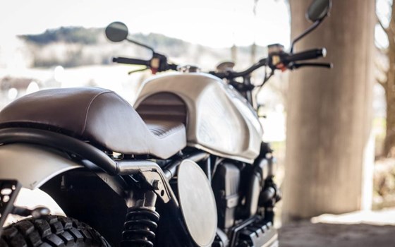 Umgebautes Motorrad BMW K 100 von Stix KFZ-Handels GmbH - Bild 9 Umgebautes Motorrad BMW K 100 von Stix KFZ-Handels GmbH - Bild 9