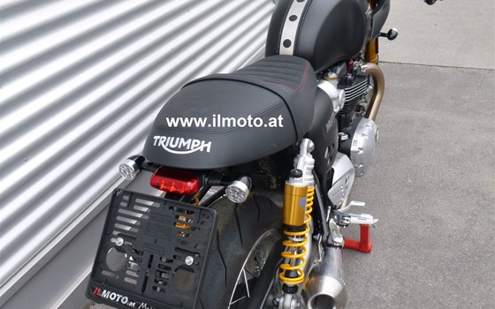 Umgebautes Motorrad Triumph Thruxton 1200R von IL MOTO  Motorradhandel und Reparaturwerkstätte GesmbH - Bild 6 Umgebautes Motorrad Triumph Thruxton 1200R von IL MOTO  Motorradhandel und Reparaturwerkstätte GesmbH - Bild 6