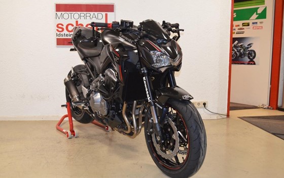 Umgebautes Motorrad Kawasaki Z900 70kW von Motorrad Schenk Idstein GbR. - Bild 2 Umgebautes Motorrad Kawasaki Z900 70kW von Motorrad Schenk Idstein GbR. - Bild 2