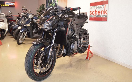 Umgebautes Motorrad Kawasaki Z900 70kW von Motorrad Schenk Idstein GbR. - Bild 4 Umgebautes Motorrad Kawasaki Z900 70kW von Motorrad Schenk Idstein GbR. - Bild 4