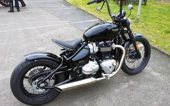 Umgebautes Motorrad Triumph Bonneville Bobber von Motorradhaus Löhmer GmbH - Bild 5 Umgebautes Motorrad Triumph Bonneville Bobber von Motorradhaus Löhmer GmbH - Bild 5