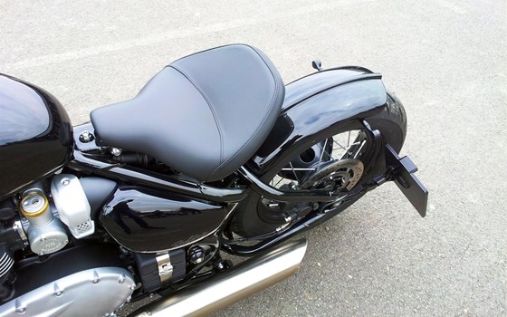 Umgebautes Motorrad Triumph Bonneville Bobber von Motorradhaus Löhmer GmbH - Bild 9 Umgebautes Motorrad Triumph Bonneville Bobber von Motorradhaus Löhmer GmbH - Bild 9