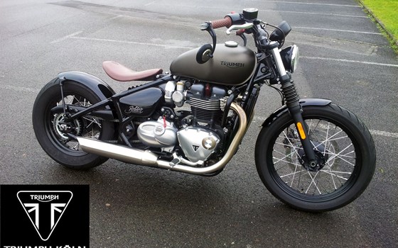 Umgebautes Motorrad Triumph Bonneville Bobber von Motorradhaus Löhmer GmbH - Bild 1 Umgebautes Motorrad Triumph Bonneville Bobber von Motorradhaus Löhmer GmbH - Bild 1