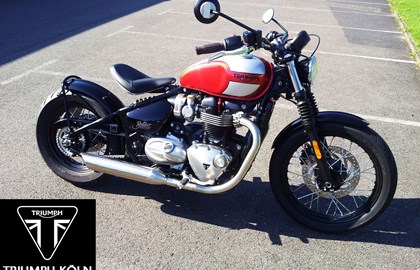 Triumph Bonneville Bobber Custom Bike Triumph Bonneville Bobber Custom Bike