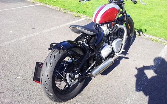Umgebautes Motorrad Triumph Bonneville Bobber von Motorradhaus Löhmer GmbH - Bild 6 Umgebautes Motorrad Triumph Bonneville Bobber von Motorradhaus Löhmer GmbH - Bild 6