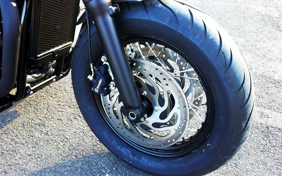 Umgebautes Motorrad Triumph Bonneville Bobber Black von Motorradhaus Löhmer GmbH - Bild 12 Umgebautes Motorrad Triumph Bonneville Bobber Black von Motorradhaus Löhmer GmbH - Bild 12