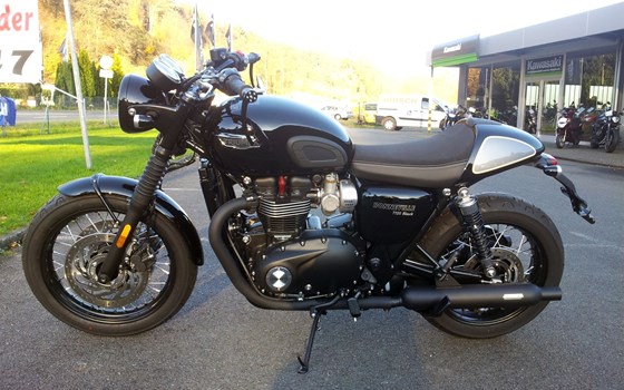 Umgebautes Motorrad Triumph Bonneville T120 Black von Motorradhaus Löhmer GmbH - Bild 2 Umgebautes Motorrad Triumph Bonneville T120 Black von Motorradhaus Löhmer GmbH - Bild 2