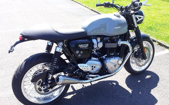 Umgebautes Motorrad Triumph Thruxton 1200 von Motorradhaus Löhmer GmbH - Bild 5 Umgebautes Motorrad Triumph Thruxton 1200 von Motorradhaus Löhmer GmbH - Bild 5