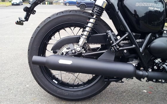 Umgebautes Motorrad Triumph Bonneville T120 Black von Motorradhaus Löhmer GmbH - Bild 8 Umgebautes Motorrad Triumph Bonneville T120 Black von Motorradhaus Löhmer GmbH - Bild 8