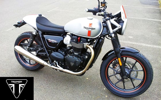 Umgebautes Motorrad Triumph Street Twin von Motorradhaus Löhmer GmbH - Bild 1 Umgebautes Motorrad Triumph Street Twin von Motorradhaus Löhmer GmbH - Bild 1