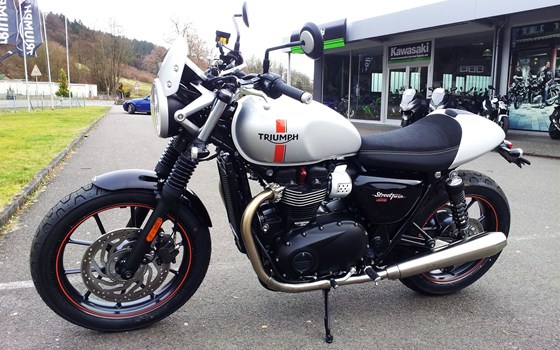 Umgebautes Motorrad Triumph Street Twin von Motorradhaus Löhmer GmbH - Bild 5 Umgebautes Motorrad Triumph Street Twin von Motorradhaus Löhmer GmbH - Bild 5