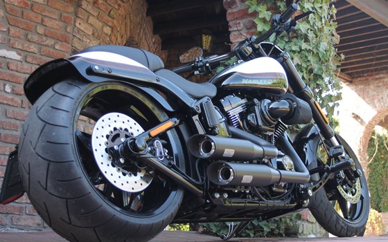 Umgebautes Motorrad Harley-Davidson CVO Breakout FXSBSE von X-Trem Custombikes - Bild 19 Umgebautes Motorrad Harley-Davidson CVO Breakout FXSBSE von X-Trem Custombikes - Bild 19