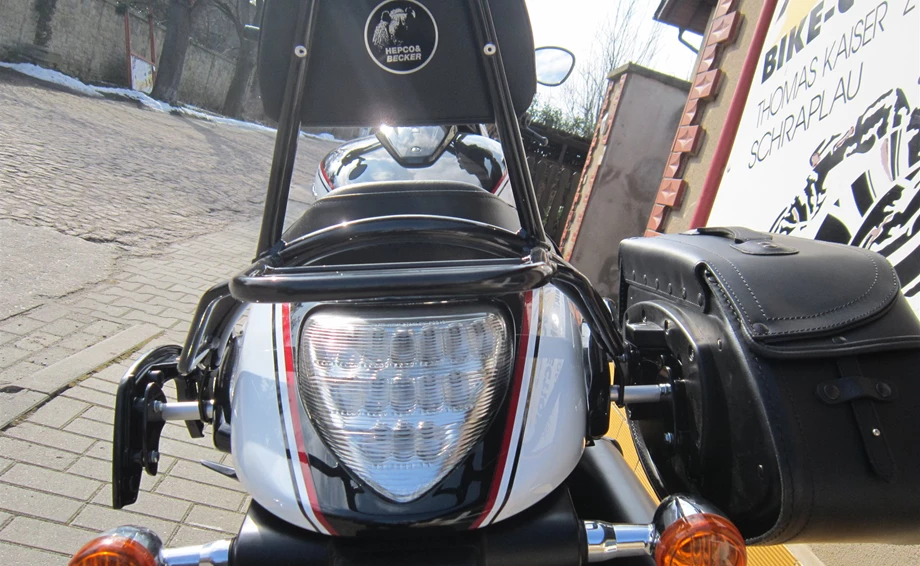 Umbgebautes Motorrad Suzuki Intruder M1800RZ Bild 5: Umbgebautes Motorrad Suzuki Intruder M1800RZ