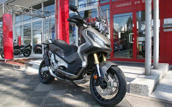 Umgebautes Motorrad Honda X-ADV von ZRM Zworad AG - Bild 8 Umgebautes Motorrad Honda X-ADV von ZRM Zworad AG - Bild 8