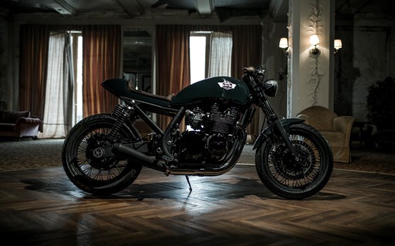 Umgebautes Motorrad Kawasaki Zephyr 750 von BLACK BIKE CRAFTRÄDER - Bild 7 Umgebautes Motorrad Kawasaki Zephyr 750 von BLACK BIKE CRAFTRÄDER - Bild 7