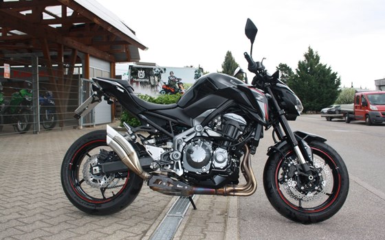 Umgebautes Motorrad Kawasaki Z900 70kW von Zweirad Waibel GmbH & Co. KG - Bild 2 Umgebautes Motorrad Kawasaki Z900 70kW von Zweirad Waibel GmbH & Co. KG - Bild 2