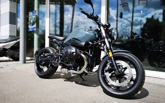 Umgebautes Motorrad BMW R nineT Pure von BMW Motorradcenter Heermann-Rhein - Bild 2 Umgebautes Motorrad BMW R nineT Pure von BMW Motorradcenter Heermann-Rhein - Bild 2