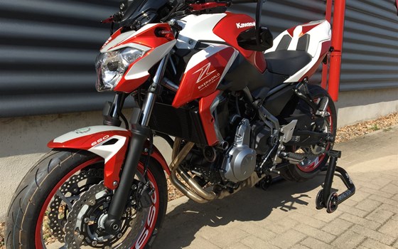 Umgebautes Motorrad Kawasaki Z650 von BikerWorld Rosenow - Bild 4 Umgebautes Motorrad Kawasaki Z650 von BikerWorld Rosenow - Bild 4