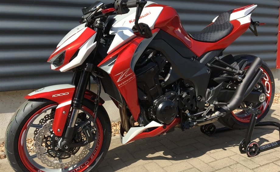 Umbgebautes Motorrad Kawasaki Z1000 Bild 10: Umbgebautes Motorrad Kawasaki Z1000