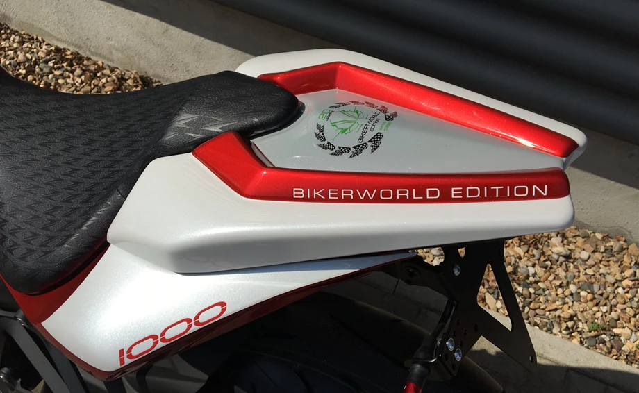 Umbgebautes Motorrad Kawasaki Z1000 Bild 12: Umbgebautes Motorrad Kawasaki Z1000