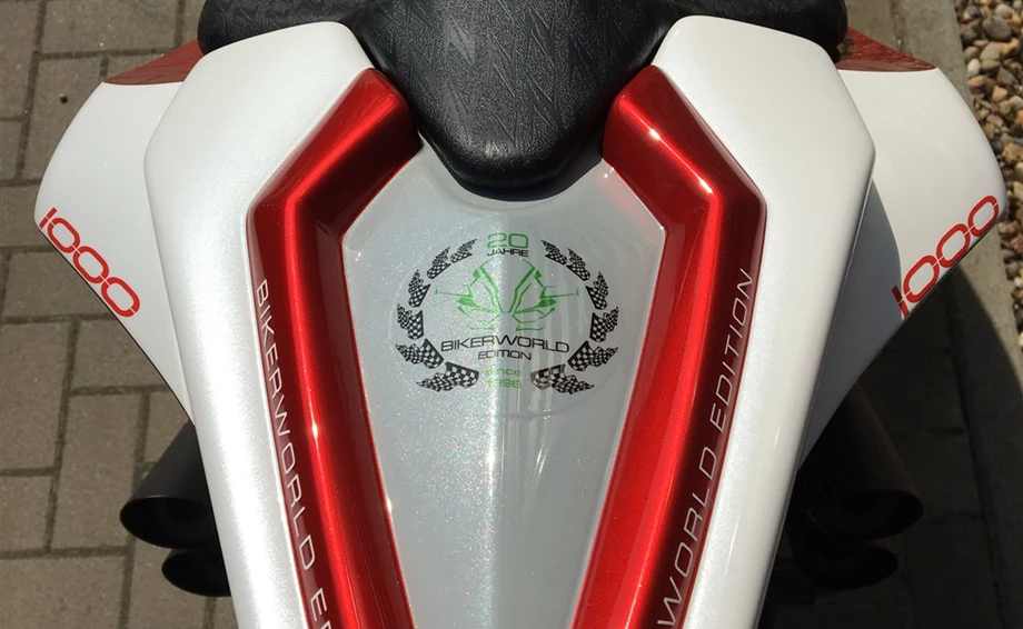 Umbgebautes Motorrad Kawasaki Z1000 Bild 14: Umbgebautes Motorrad Kawasaki Z1000